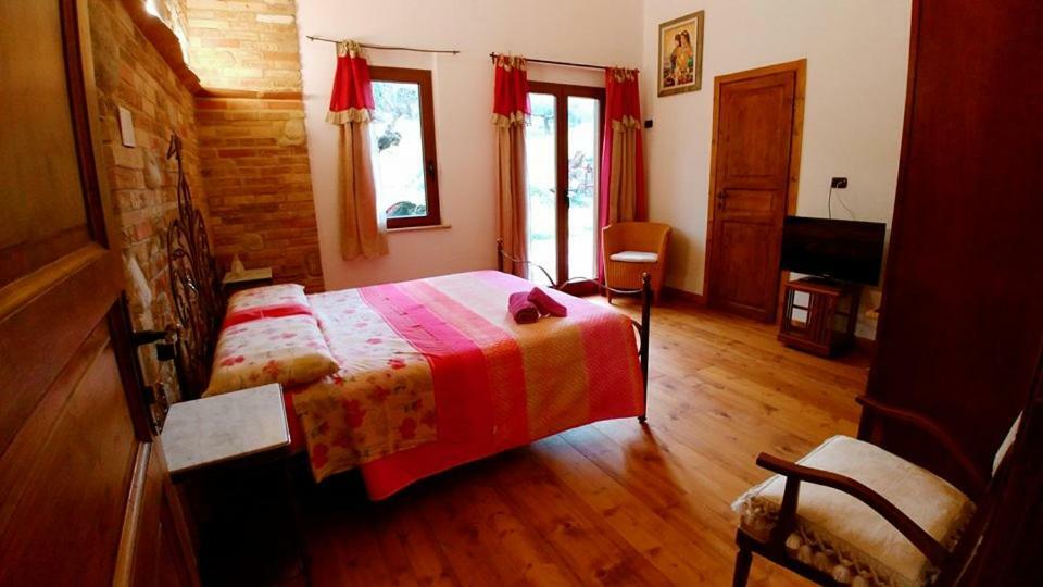 Casale Del Sole Bed & Breakfast Cepagatti Dış mekan fotoğraf